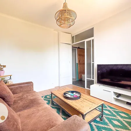 Holiday home Tranquiloue - Maison Ideale A 15min Du Puydufou *